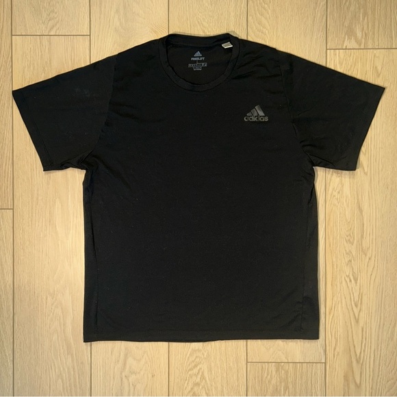 Adidas Original Climate Tee Size Large - Picture 1 of 2